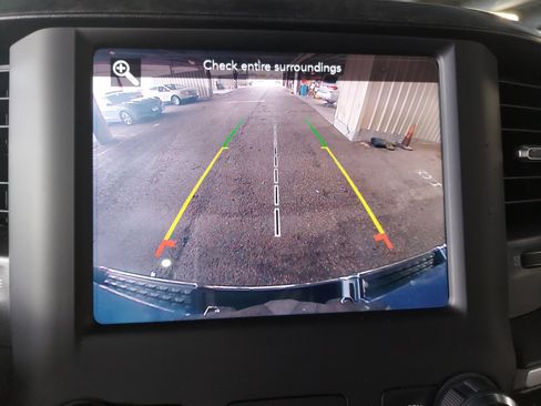 Used 2021 RAM 1500 Big Horn AWD/4WD image 14