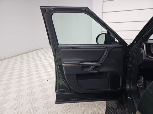Used 2024 Rivian R1T Adventure AWD/4WD image 16
