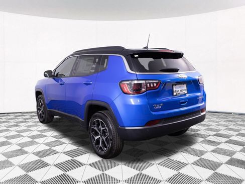 New 2026 Jeep Compass Limited AWD/4WD image 11