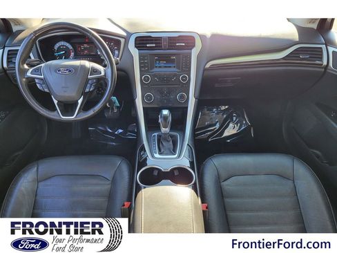 Used 2016 Ford Fusion SE w/ Equipment Group 202A image 11