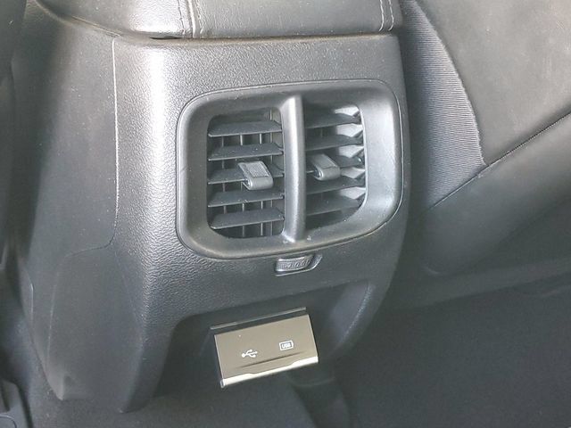 Used 2020 Jeep Cherokee Latitude Plus FWD image 23