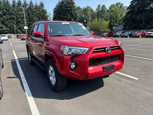 Used 2024 Toyota 4Runner SR5 Premium w/ Moonroof Package AWD/4WD image 2