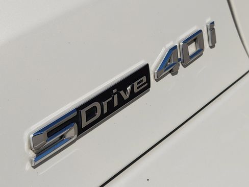 Used 2024 BMW X5 sDrive40i w/ Parking Assistance Package image 12