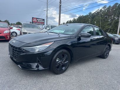 Used 2023 Hyundai Elantra SEL