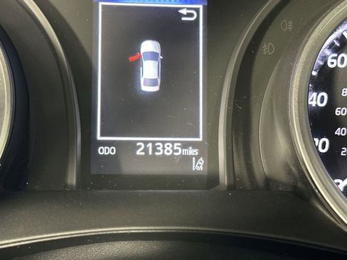 Used 2021 Toyota Camry LE image 15