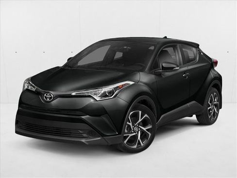 Used 2018 Toyota C-HR XLE FWD image 1