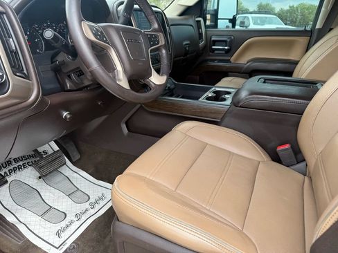 Used 2017 GMC Sierra 3500 Denali w/ Duramax Plus Package AWD/4WD image 31