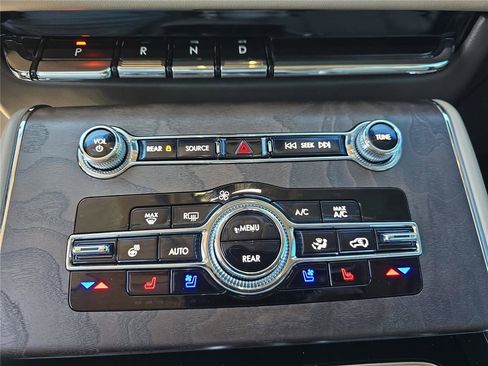 Certified 2023 Lincoln Aviator Reserve w/ Equipment Group 201A RWD image 20