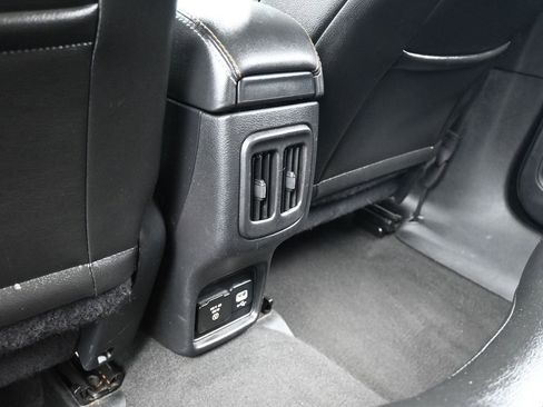 Used 2021 Jeep Compass Latitude w/ Driver Assistance Group image 32