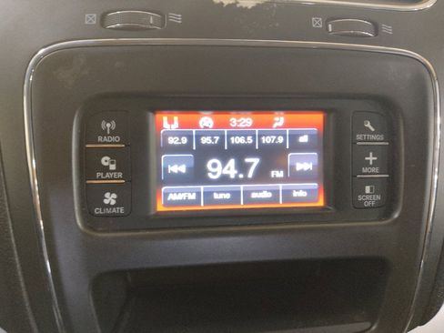 Used 2020 Dodge Journey SE FWD image 25
