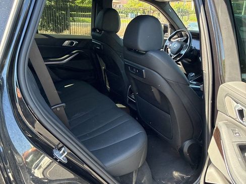 Used 2019 BMW X5 xDrive40i w/ Premium Package 2 AWD/4WD image 5
