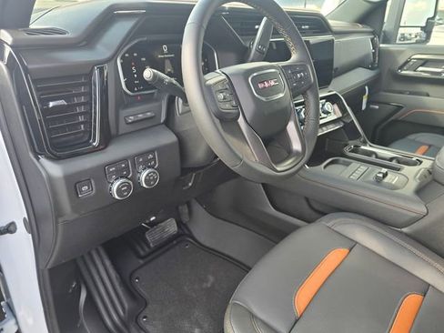 New 2026 GMC Sierra 2500 AT4 w/ AT4 Premium Plus Package image 18