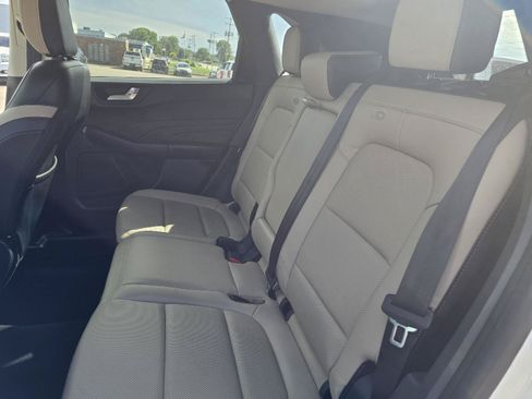 Used 2022 Ford Escape SEL AWD/4WD image 18