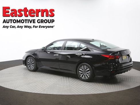 Used 2024 Nissan Altima 2.5 SV image 62