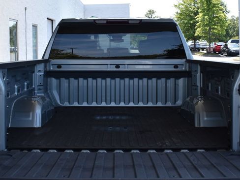 Used 2023 Chevrolet Silverado 1500 RST w/ Z71 Off-Road Package AWD/4WD image 11