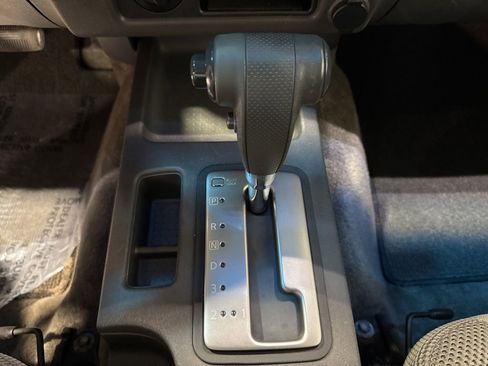 Used 2005 Nissan Xterra S w/ (P01) Power Pkg AWD/4WD image 19