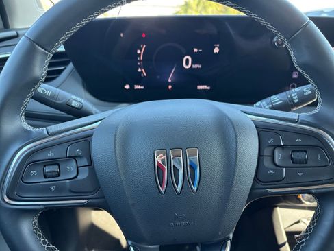 Used 2025 Buick Encore GX Preferred image 28