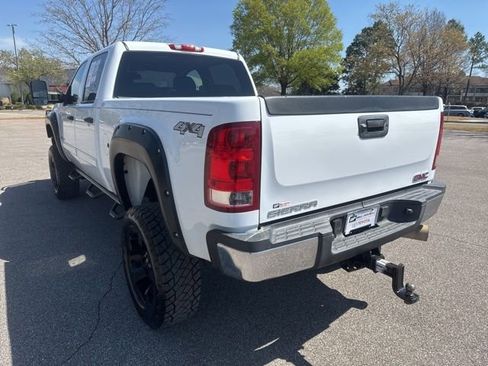 Used 2014 GMC Sierra 2500 SLE w/ SLE Preferred Package image 3