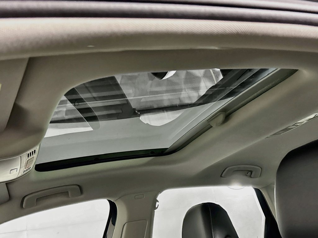 Certified 2026 Volkswagen Jetta SE FWD image 19