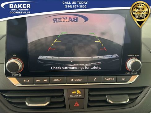 Used 2022 Nissan Altima 2.5 SV w/ SV Premium Package image 14