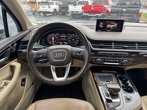 Used 2017 Audi Q7 3.0T Premium Plus image 9