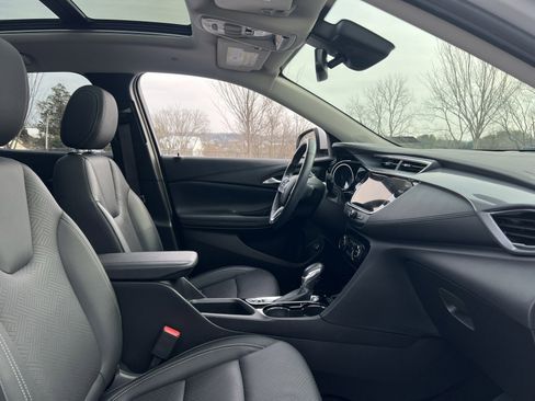 Used 2023 Buick Encore GX Essence w/ Experience Buick Package image 20