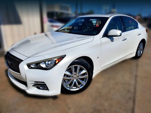 Used 2015 INFINITI Q50 Premium w/ Navigation Package RWD image 8