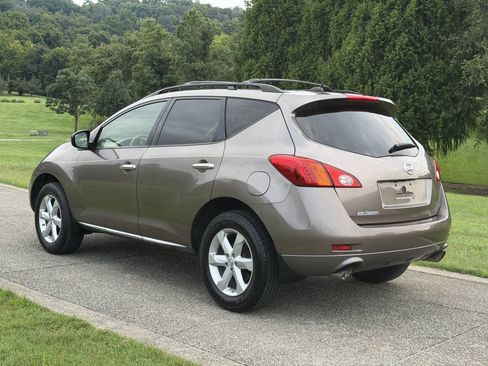 Used 2009 Nissan Murano SL w/ Technology Pkg FWD image 4