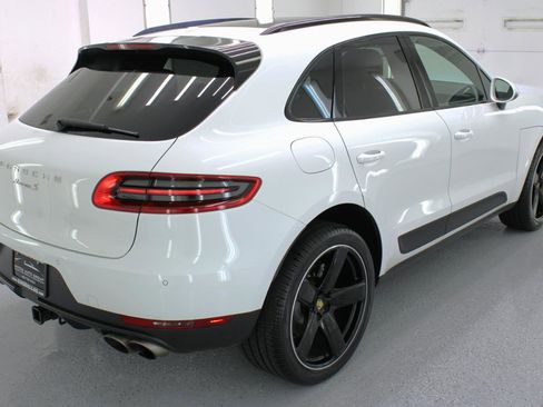 Used 2016 Porsche Macan S image 9