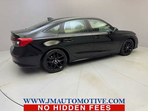 Used 2023 Honda Civic Sport image 5