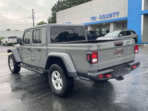 Used 2022 Jeep Gladiator Rubicon w/ Cold Weather Group AWD/4WD image 5
