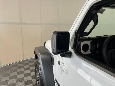 Used 2026 Jeep Wrangler Unlimited Sport AWD/4WD image 14