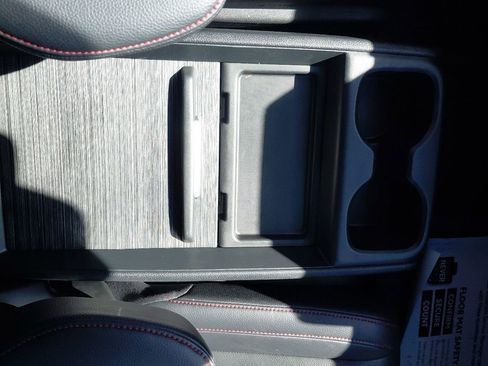 Used 2023 Honda Odyssey Sport image 40