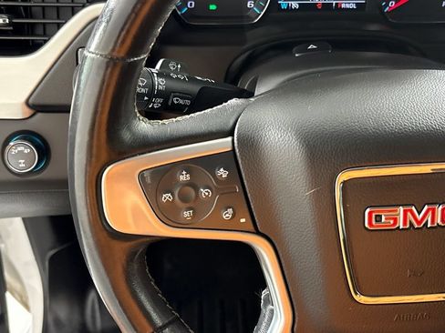 Used 2019 GMC Yukon XL SLT AWD/4WD image 32