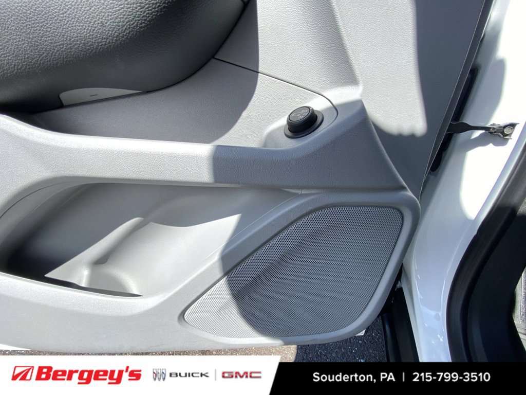 Used 2023 GMC Terrain SLT FWD image 28