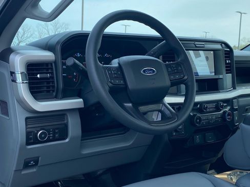 New 2026 Ford F250 XL w/ XL Off-Road Package image 10