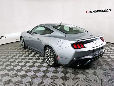 Used 2024 Ford Mustang Premium image 5