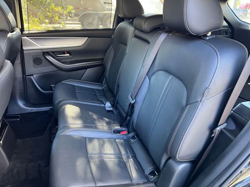 Used 2025 MAZDA CX-70 3.3 Turbo w/ Preferred Package image 42