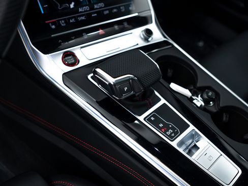 New 2026 Audi RS 6 performance image 11