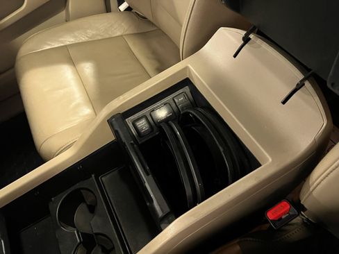 Used 2012 Honda Pilot Touring image 21