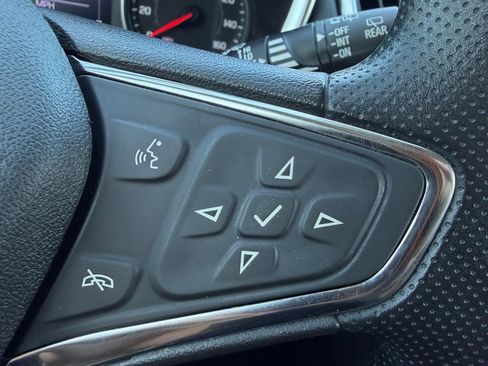 Used 2021 Chevrolet Equinox LT AWD/4WD image 23