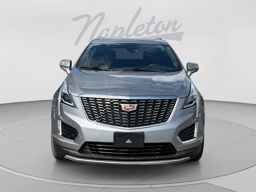 Used 2024 Cadillac XT5 Premium Luxury AWD/4WD image 9