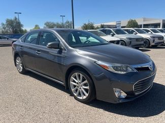 Used 2013 Toyota Avalon Limited video 1