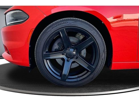 Used 2018 Dodge Charger GT w/ Blacktop Package AWD/4WD image 47