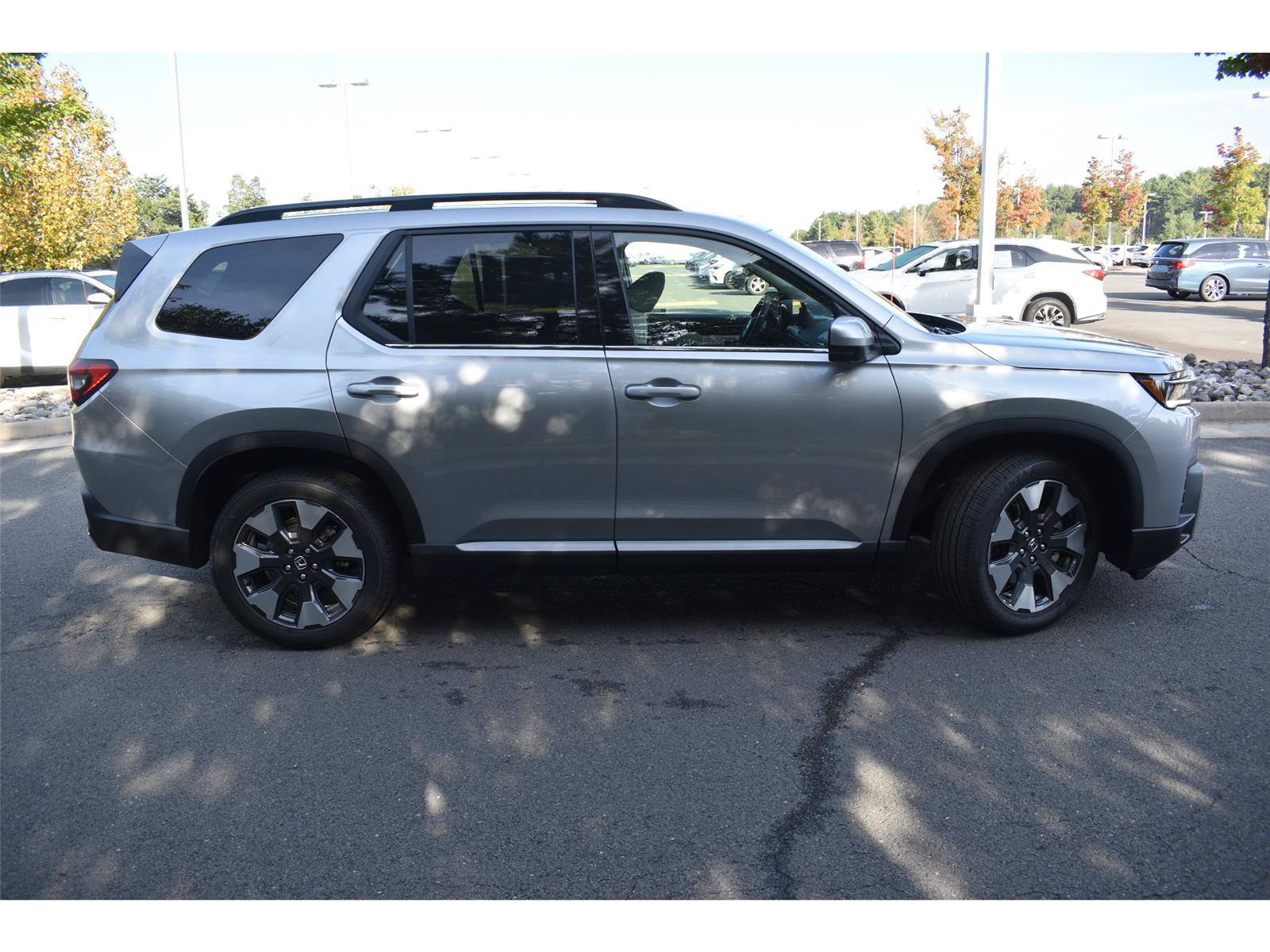 New 2026 Honda Pilot Touring image 8