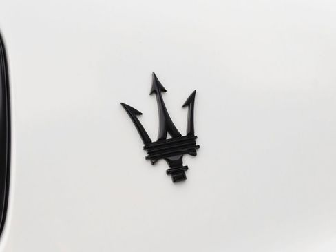 New 2024 Maserati Ghibli Modena Ultima Q4 image 32