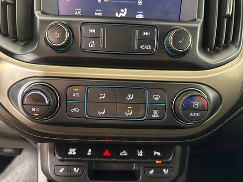 Used 2022 GMC Canyon Denali AWD/4WD image 19