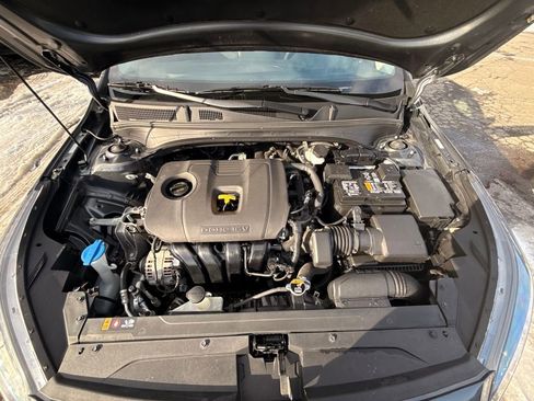 Used 2024 Kia Forte LXS image 12