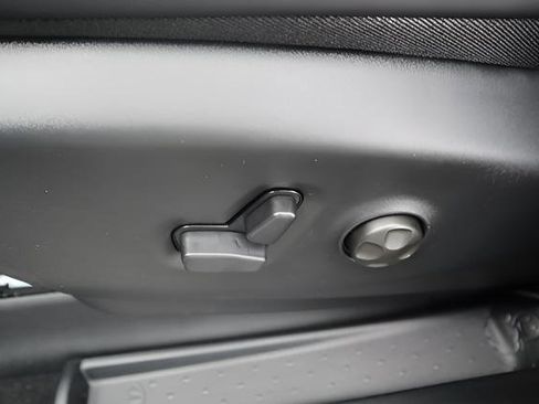 New 2026 Chrysler Voyager LX image 13