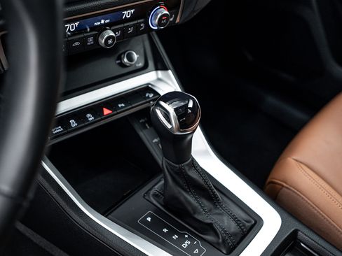 Certified 2023 Audi Q3 2.0T Premium w/ Convenience Package image 11